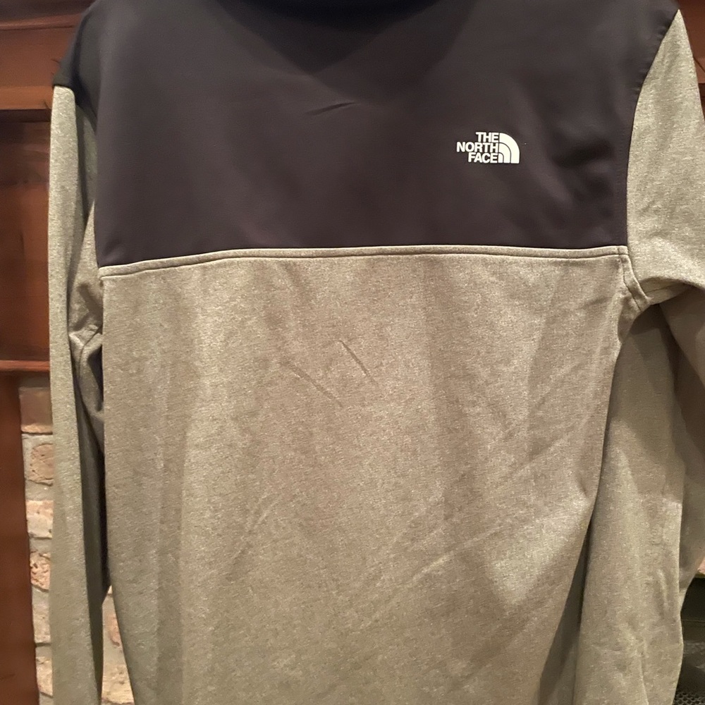 North Face Pullover. - image 8